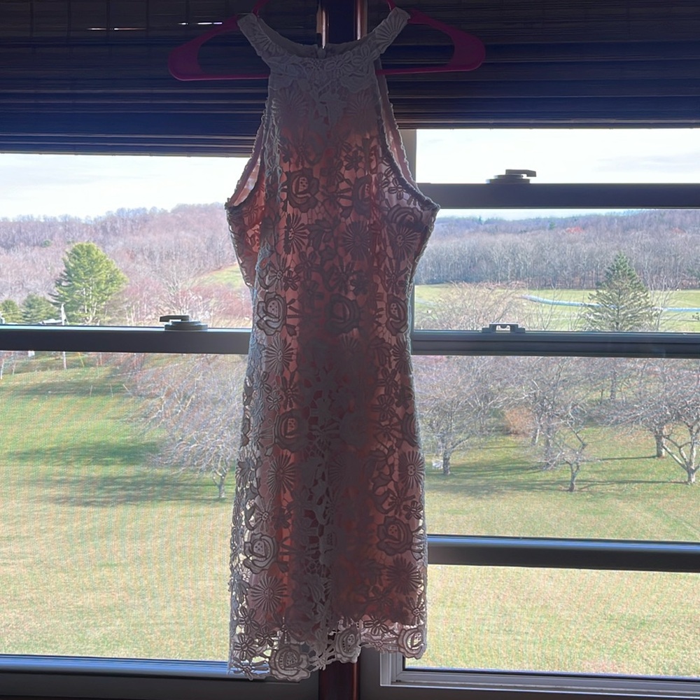 Lulus small dainty blush mini dress halter sleeveless